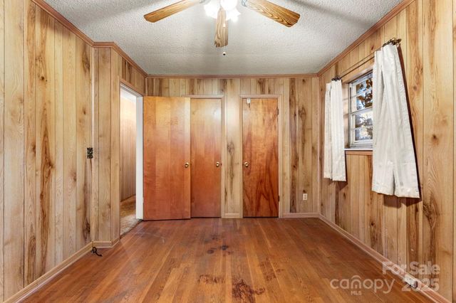 1801 Gemway Drive, Charlotte, NC 28216