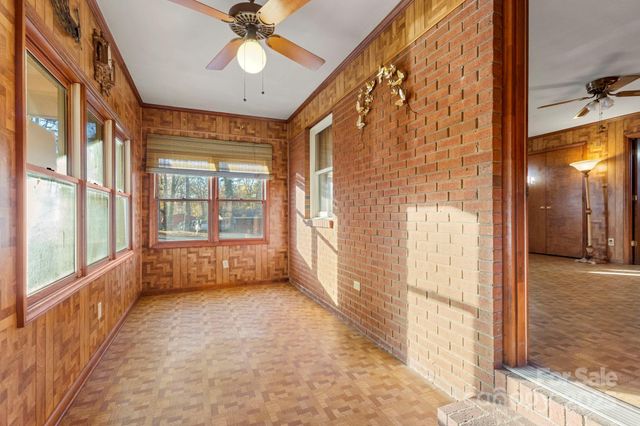 1801 Gemway Drive, Charlotte, NC 28216