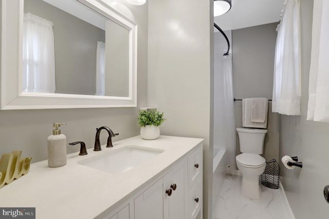 4515 KLING DR, Alexandria, VA 22312