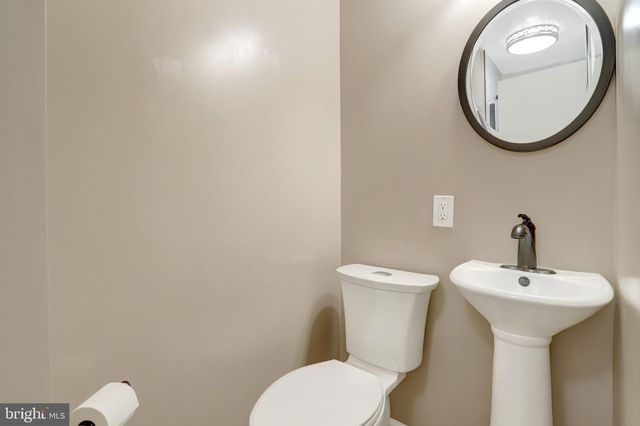 4515 KLING DR, Alexandria, VA 22312