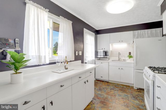 4515 KLING DR, Alexandria, VA 22312