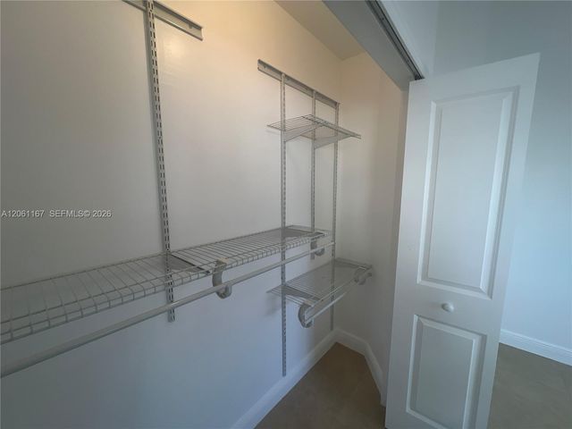 2268 SW 8th St 3, Miami, FL 33135