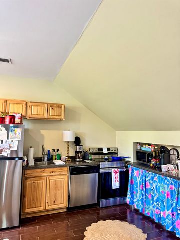 240 AVON RD, Memphis, TN 38117