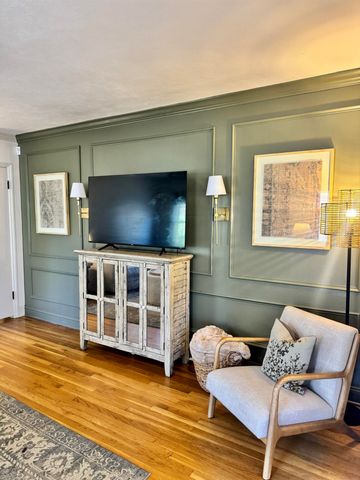 240 AVON RD, Memphis, TN 38117