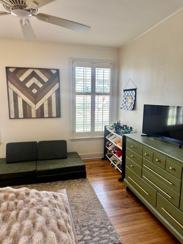 240 AVON RD, Memphis, TN 38117