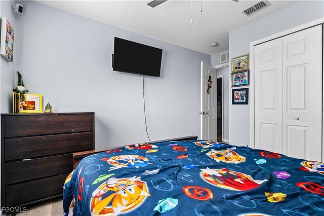 1206 NW 14th PL, Cape Coral, FL 33993