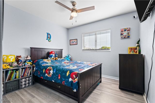 1206 NW 14th PL, Cape Coral, FL 33993