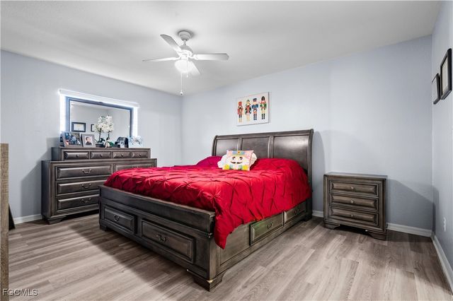 1206 NW 14th PL, Cape Coral, FL 33993