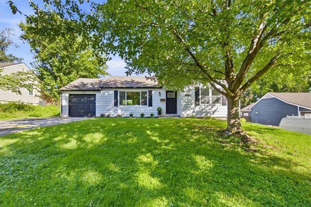6028 Juniper Drive, Mission, KS 66205