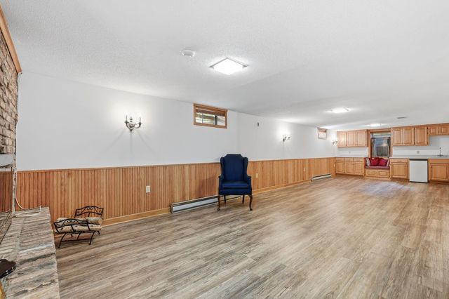 1620 Sumter Avenue N, Golden Valley, MN 55427