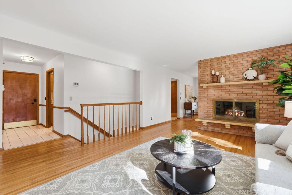 1620 Sumter Avenue N, Golden Valley, MN 55427 — photo 5