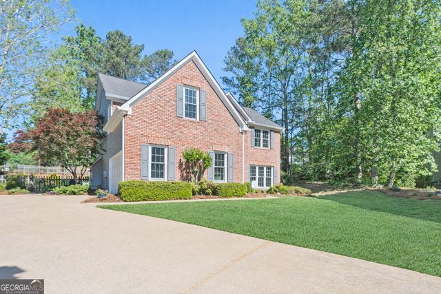 668 Sweetfern Lane, Sugar Hill, GA 30518