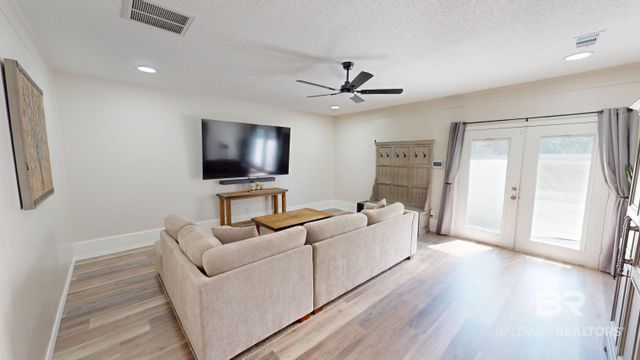 905 Imperial Drive, Mobile, AL 36608