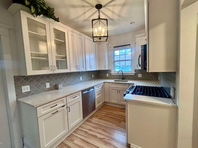 32 E Park Ave, St Augustine, FL 32084