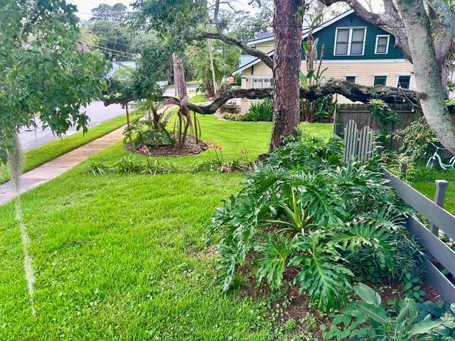 32 E Park Ave, St Augustine, FL 32084