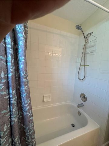 943 SUMMER BREEZE DRIVE, Brandon, FL 33511