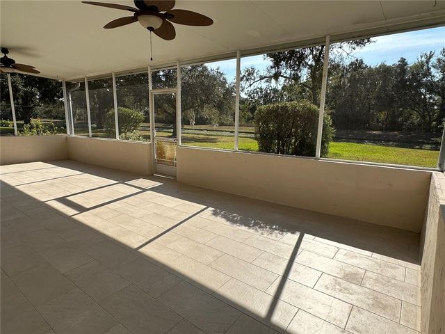 943 SUMMER BREEZE DRIVE, Brandon, FL 33511