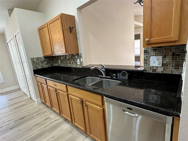 943 SUMMER BREEZE DRIVE, Brandon, FL 33511