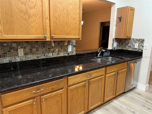 943 SUMMER BREEZE DRIVE, Brandon, FL 33511