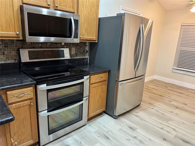 943 SUMMER BREEZE DRIVE, Brandon, FL 33511