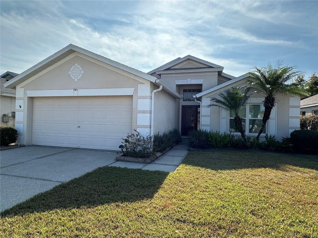 943 SUMMER BREEZE DRIVE, Brandon, FL 33511