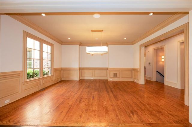 831 Camden Park Court NE, Atlanta, GA 30342