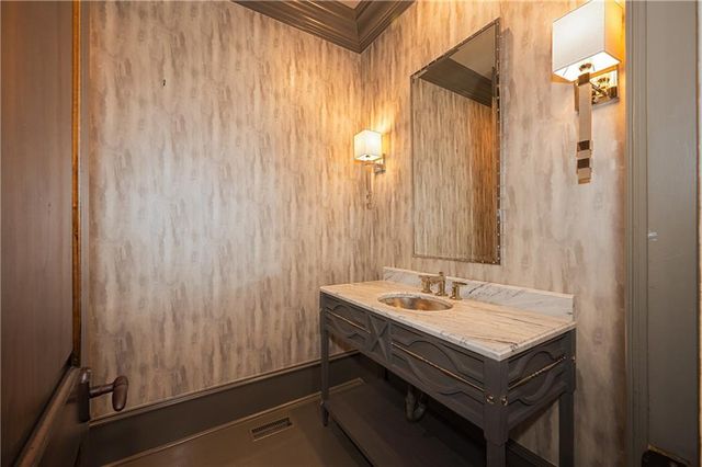 831 Camden Park Court NE, Atlanta, GA 30342