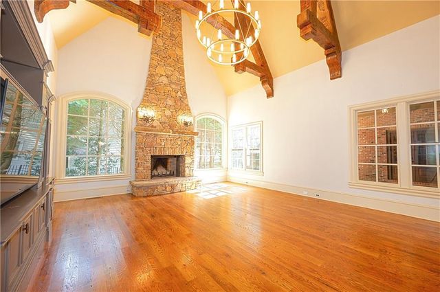 831 Camden Park Court NE, Atlanta, GA 30342