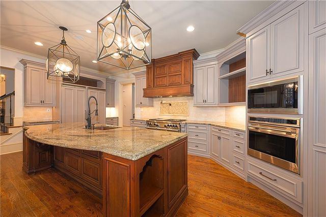 831 Camden Park Court NE, Atlanta, GA 30342