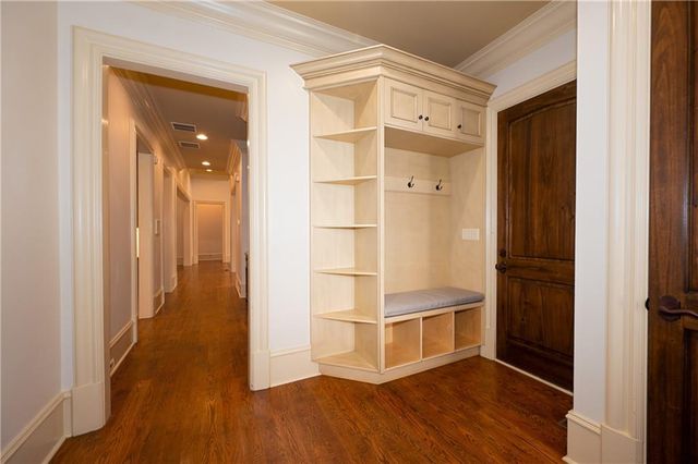 831 Camden Park Court NE, Atlanta, GA 30342