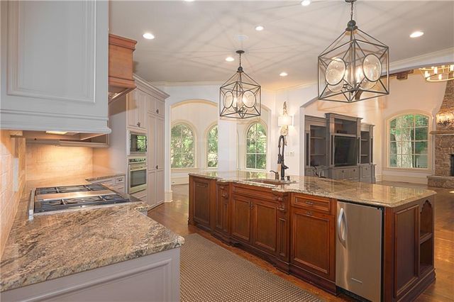 831 Camden Park Court NE, Atlanta, GA 30342