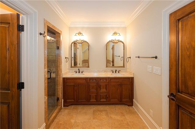 831 Camden Park Court NE, Atlanta, GA 30342