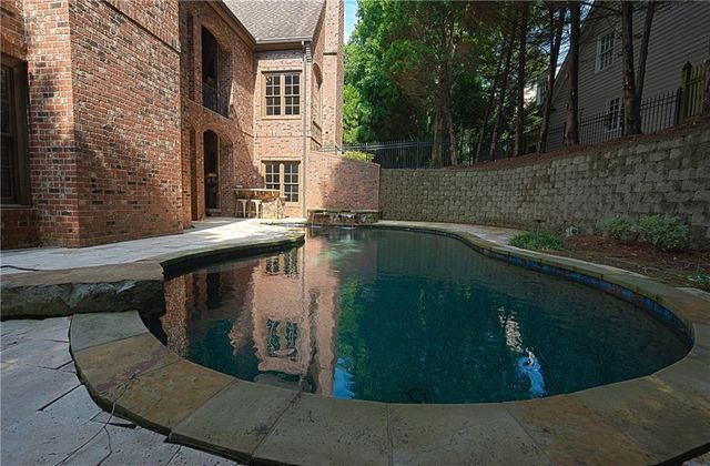 831 Camden Park Court NE, Atlanta, GA 30342