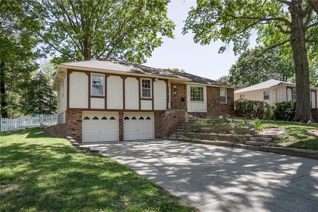 6701 CAENEN Avenue, Shawnee, KS 66216