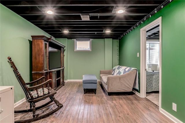 6701 CAENEN Avenue, Shawnee, KS 66216