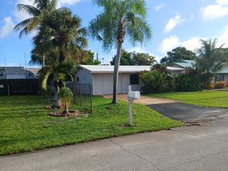 1075 James Road, Lantana, FL 33462