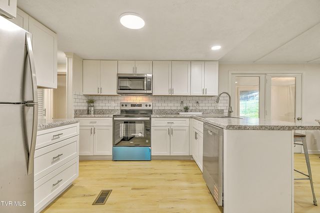 107 Hughes Lane, Johnson City, TN 37601