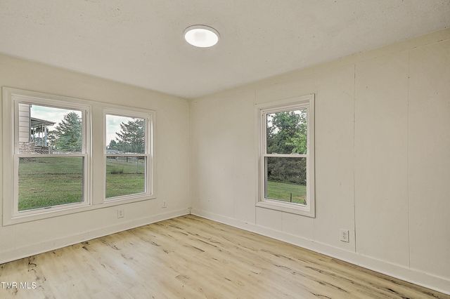 107 Hughes Lane, Johnson City, TN 37601