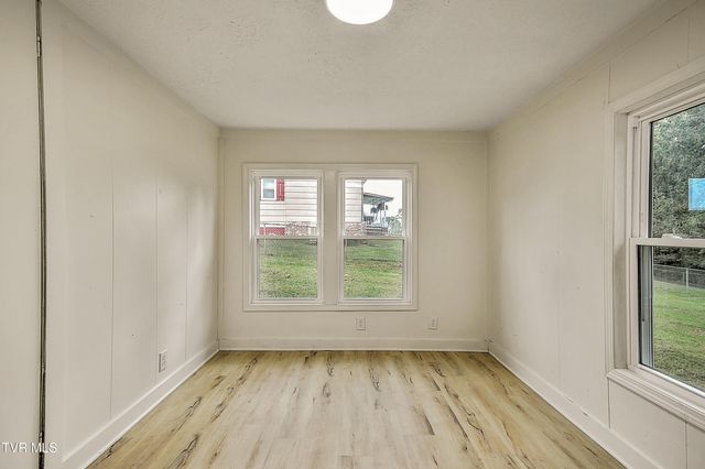 107 Hughes Lane, Johnson City, TN 37601