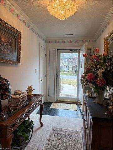 313 Quarterpath Lane, Jamestown, NC 27282