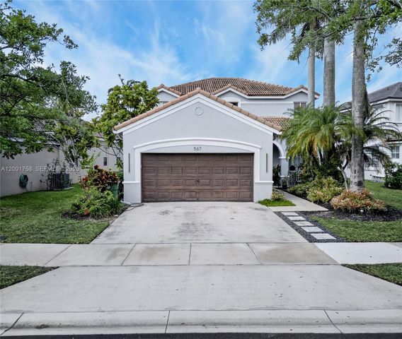 567 Live Oak Ln, Weston, FL 33327