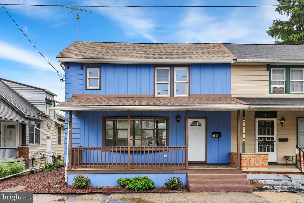 134 S MARKET ST, New Cumberland, PA 17070