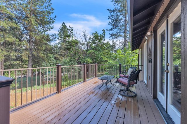 6029 Happy Pines Dr, Foresthill, CA 95631