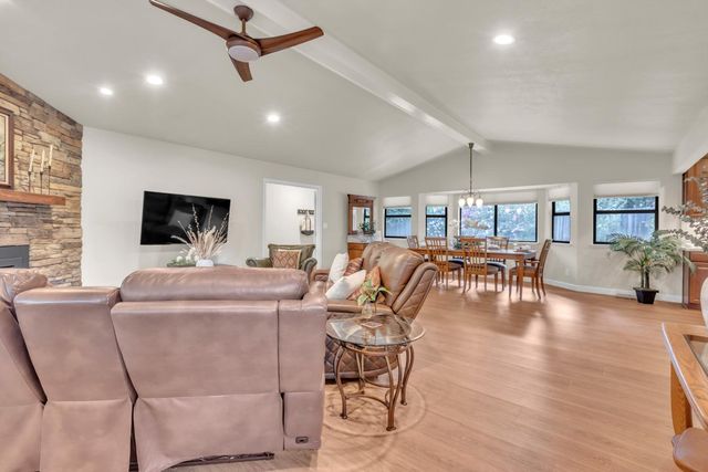 6029 Happy Pines Dr, Foresthill, CA 95631