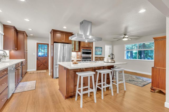 6029 Happy Pines Dr, Foresthill, CA 95631