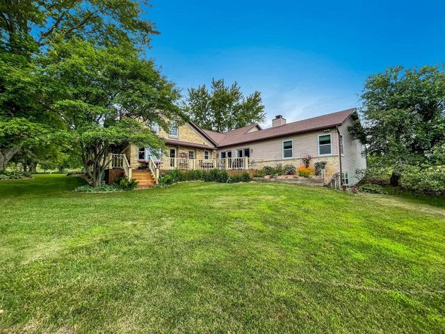 N6707 La Ferme ROAD, Plymouth, WI 53073