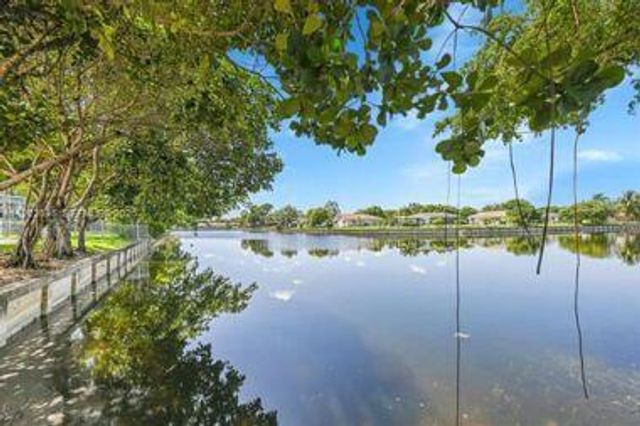 9200 Lime Bay Boulevard 312, Tamarac, FL 33321