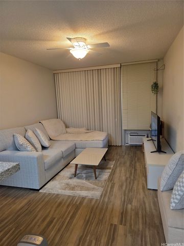 1315 Kalakaua Avenue 1110, Honolulu, HI 96826