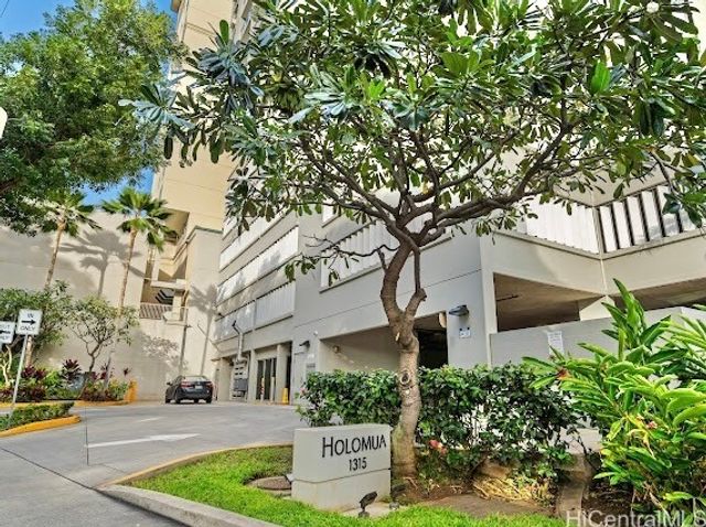1315 Kalakaua Avenue 1110, Honolulu, HI 96826