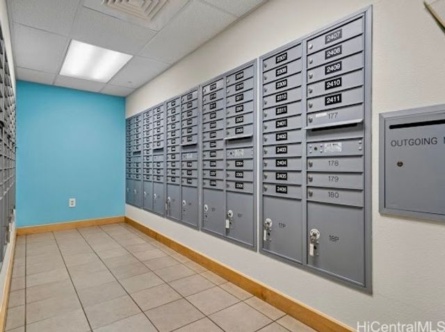 1315 Kalakaua Avenue 1110, Honolulu, HI 96826